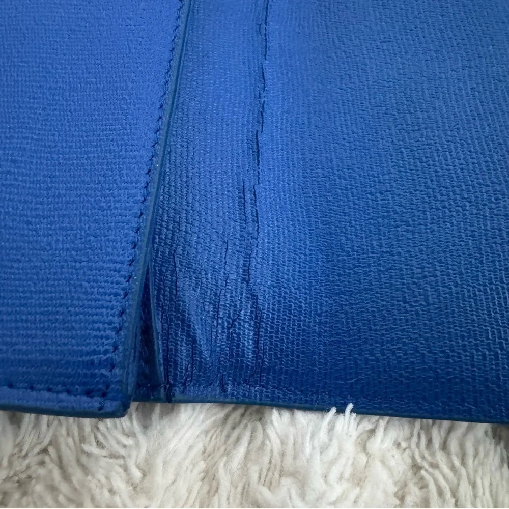 Yves Saint Laurent YSL Electric Blue Leather Y LIGNE Clutch with COA - Picture 8 of 11